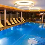 卡普轮奈霍夫酒店 4*