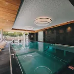 卡普轮奈霍夫酒店