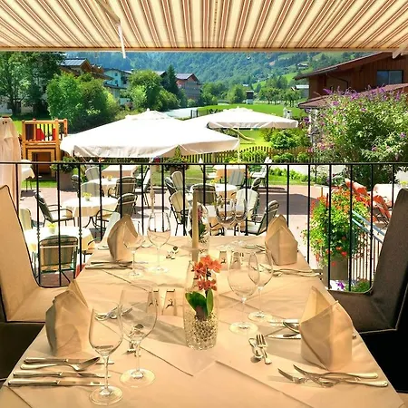 Kaprunerhof 4*