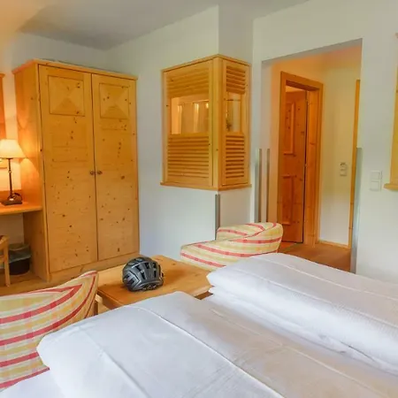 Kaprunerhof Hotel 4*