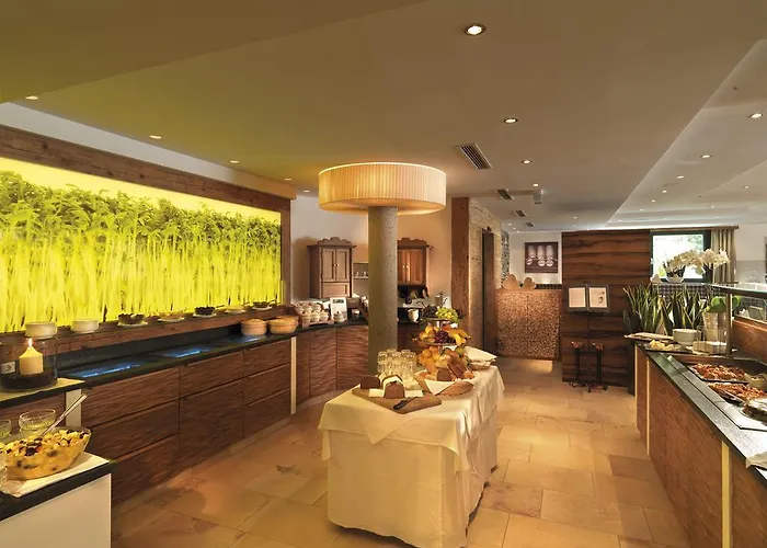 卡普轮奈霍夫酒店 卡普伦